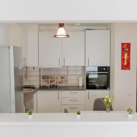 Apartment Renovated Gem Plumbuita Park