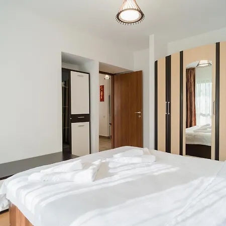 Renovated Gem Plumbuita Park Apartamento