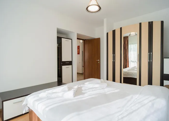 Renovated Gem Plumbuita Park Lägenhet